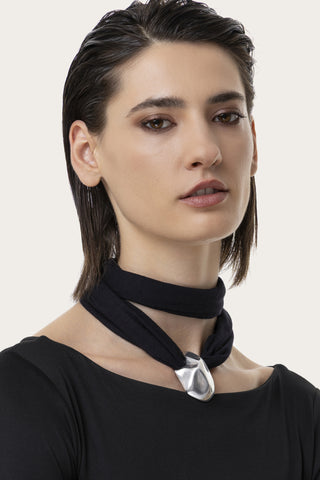 Ogrlica COLLIER ELEMENT SCULPTE NOIRE