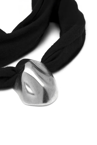 Ogrlica COLLIER ELEMENT SCULPTE NOIRE