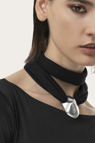 Ogrlica COLLIER ELEMENT SCULPTE NOIRE